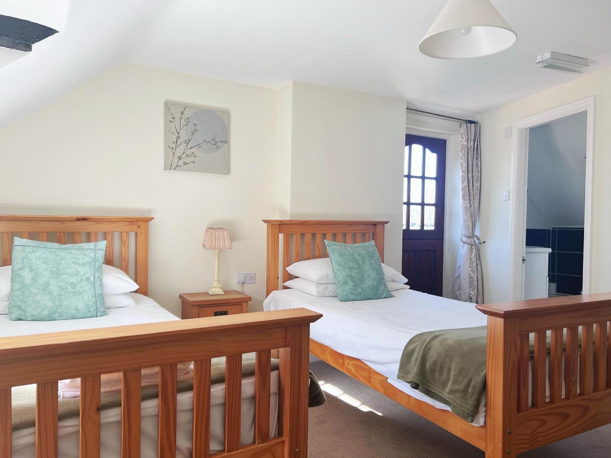 The Crown Hotel Corwen Buitenkant foto