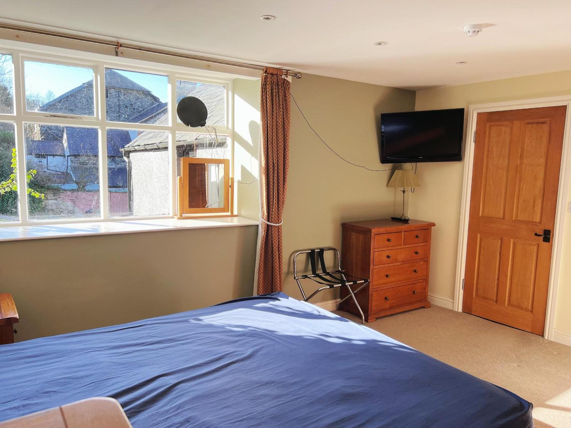 The Crown Hotel Corwen Buitenkant foto